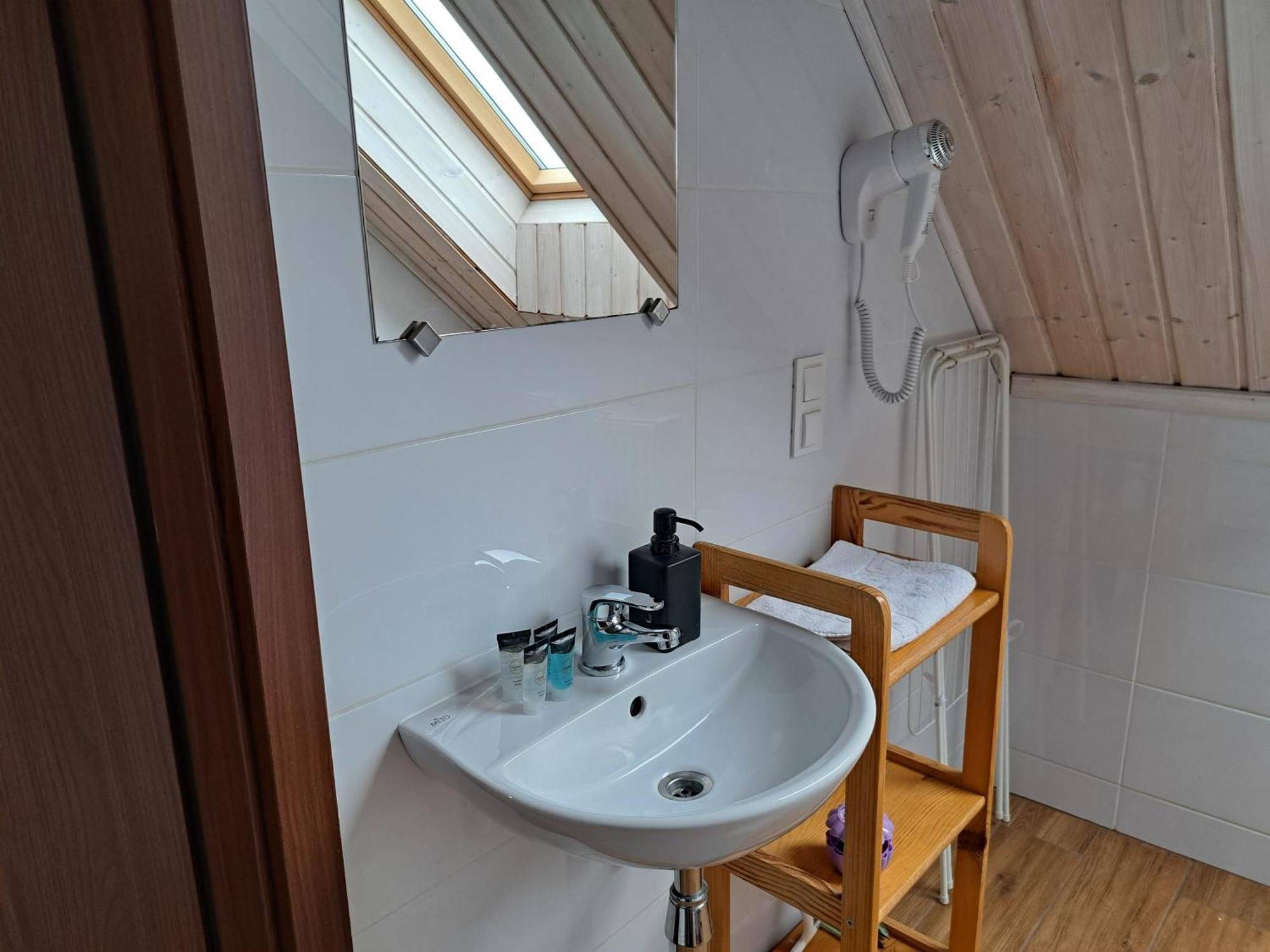 Noclegi Pod Modrzewiem Powidz  Exteriér fotografie